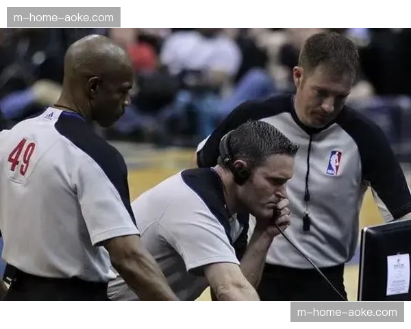 赛后纠错模式接受度不足三成 裁判报告实际效果有限 赛后纠错模式接受度不足三成 裁判报告实际效果有限