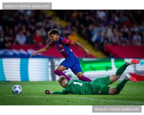 巴萨边路突破战术解析 亚马尔内切射门如何撕开密集防守